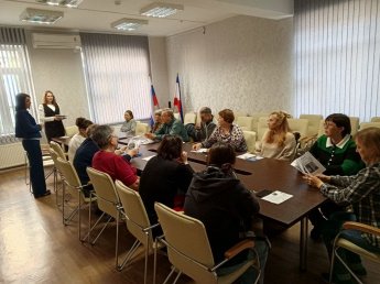 Занятие по финансовой грамотности было проведено сотрудниками АО «Генбанк»  в «ЦСО г. Алушты» 6 февраля 2026 года. 