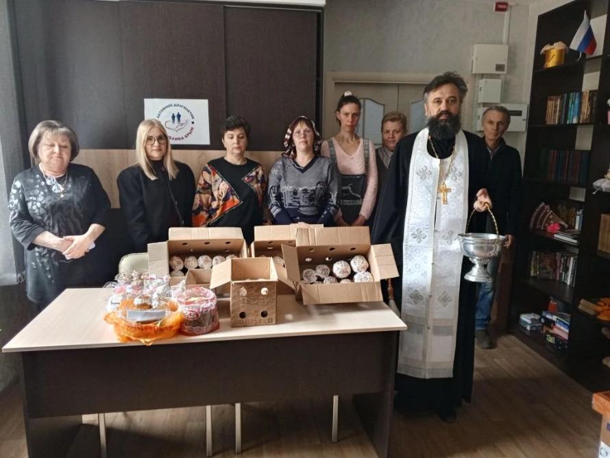  К Светлой Пасхе на передовую ЦСО г. Алушты шлет весточку с любовью и заботой
